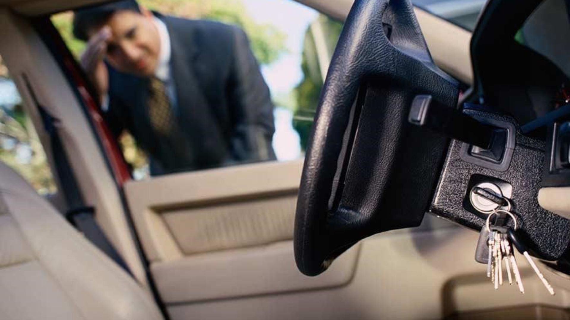 Car Locked Out in Gandhinagar, Ahmedabad, Vapi Mahesana, Mehesana